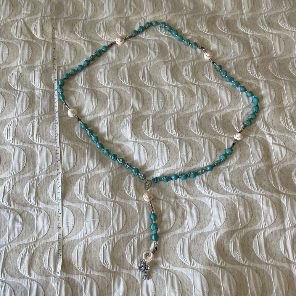 Turquoise Howlite Skull and Shell Bead Rosary Necklace Silver Crucifix‎ 40 Inch